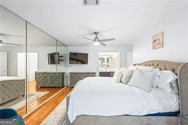 24 Saint Claire Lane NE Atlanta GA 30324
