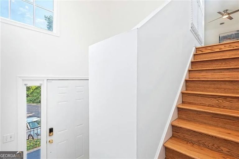 24 Saint Claire Lane NE Atlanta GA 30324