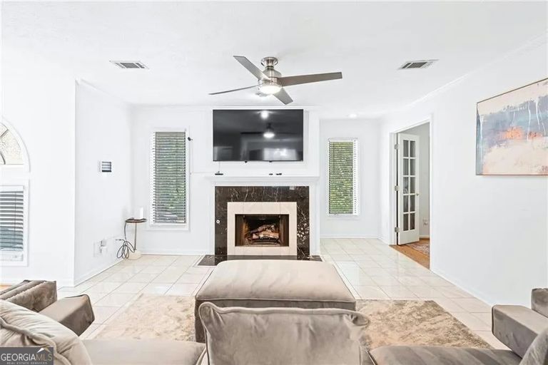 24 Saint Claire Lane NE Atlanta GA 30324