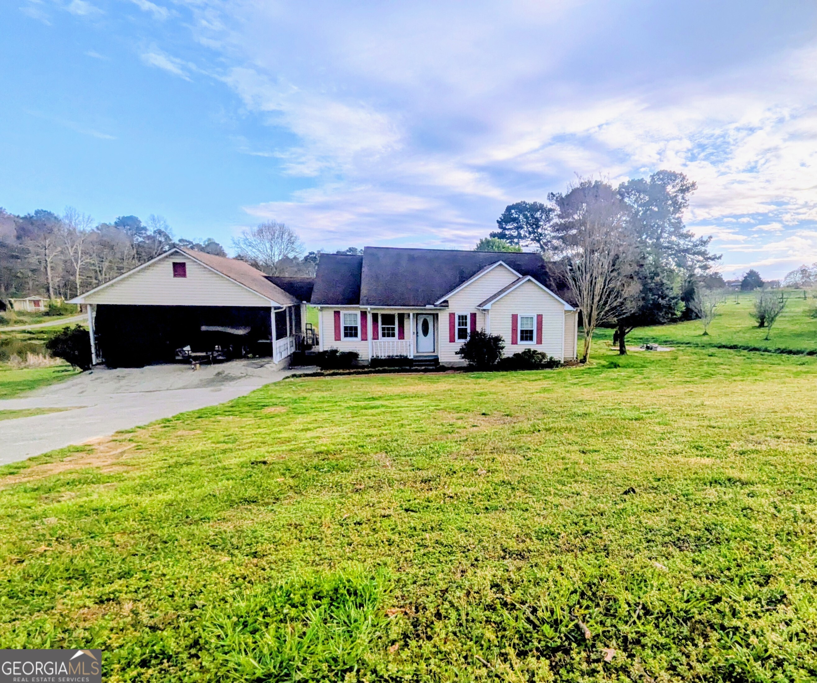 327 Lovebridge Road SE Calhoun GA 30701