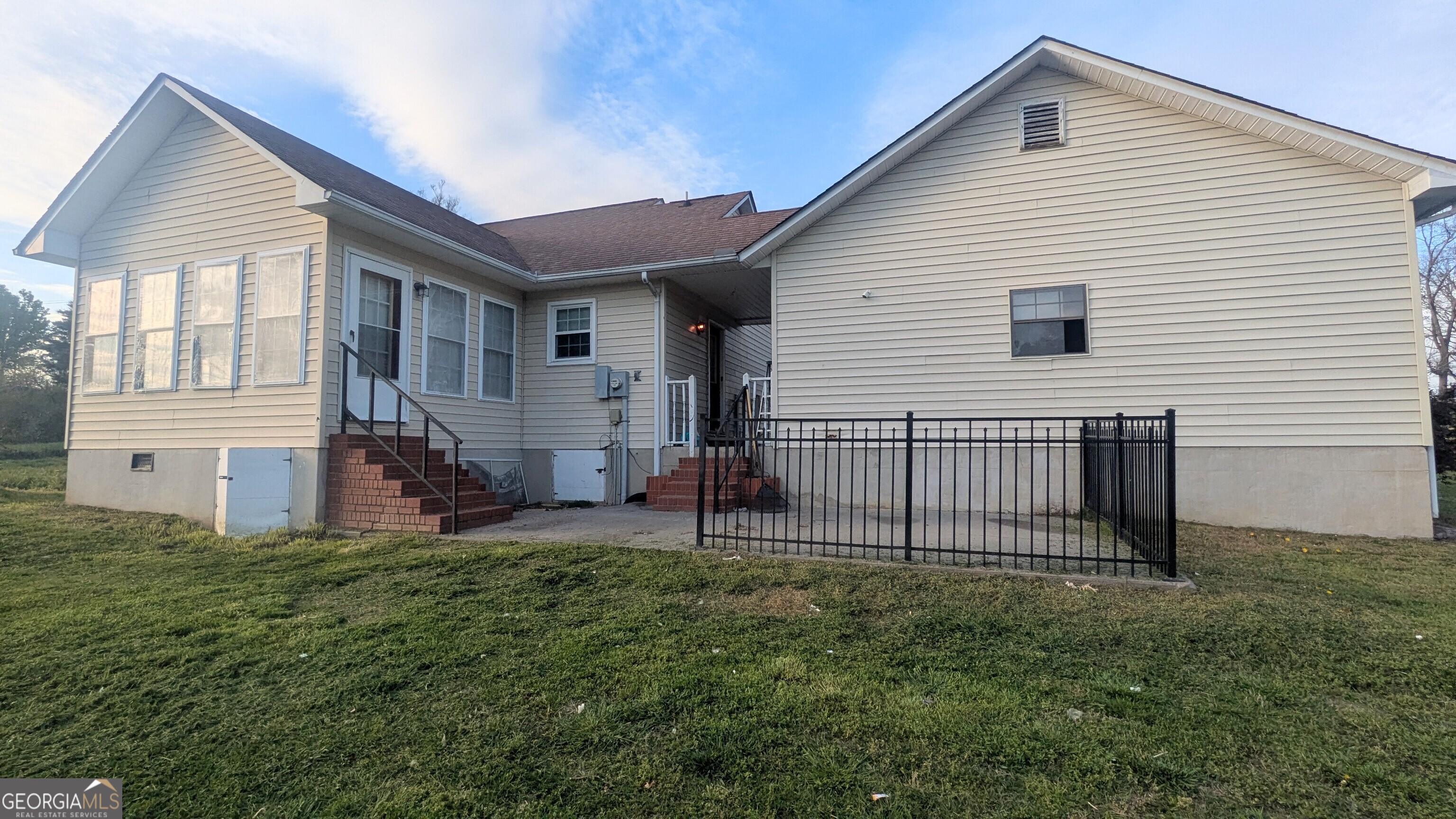 327 Lovebridge Road SE Calhoun GA 30701