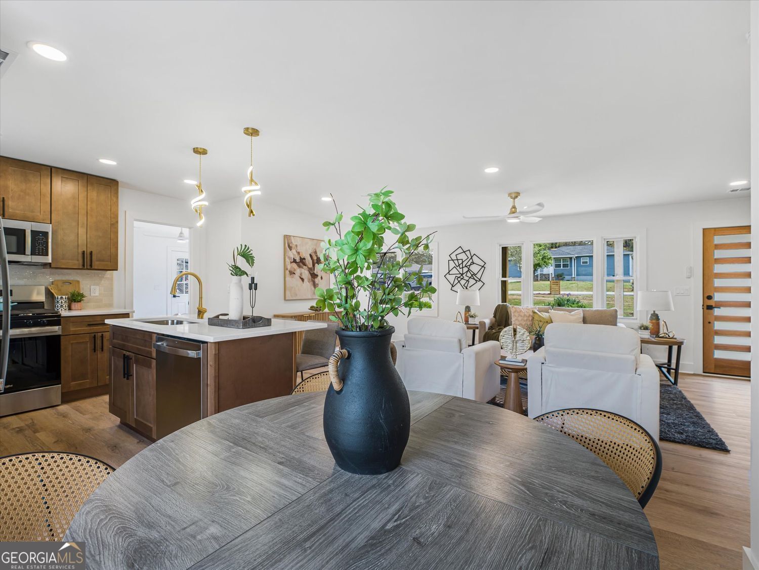 960 Pine Forest Drive Mableton GA 30126