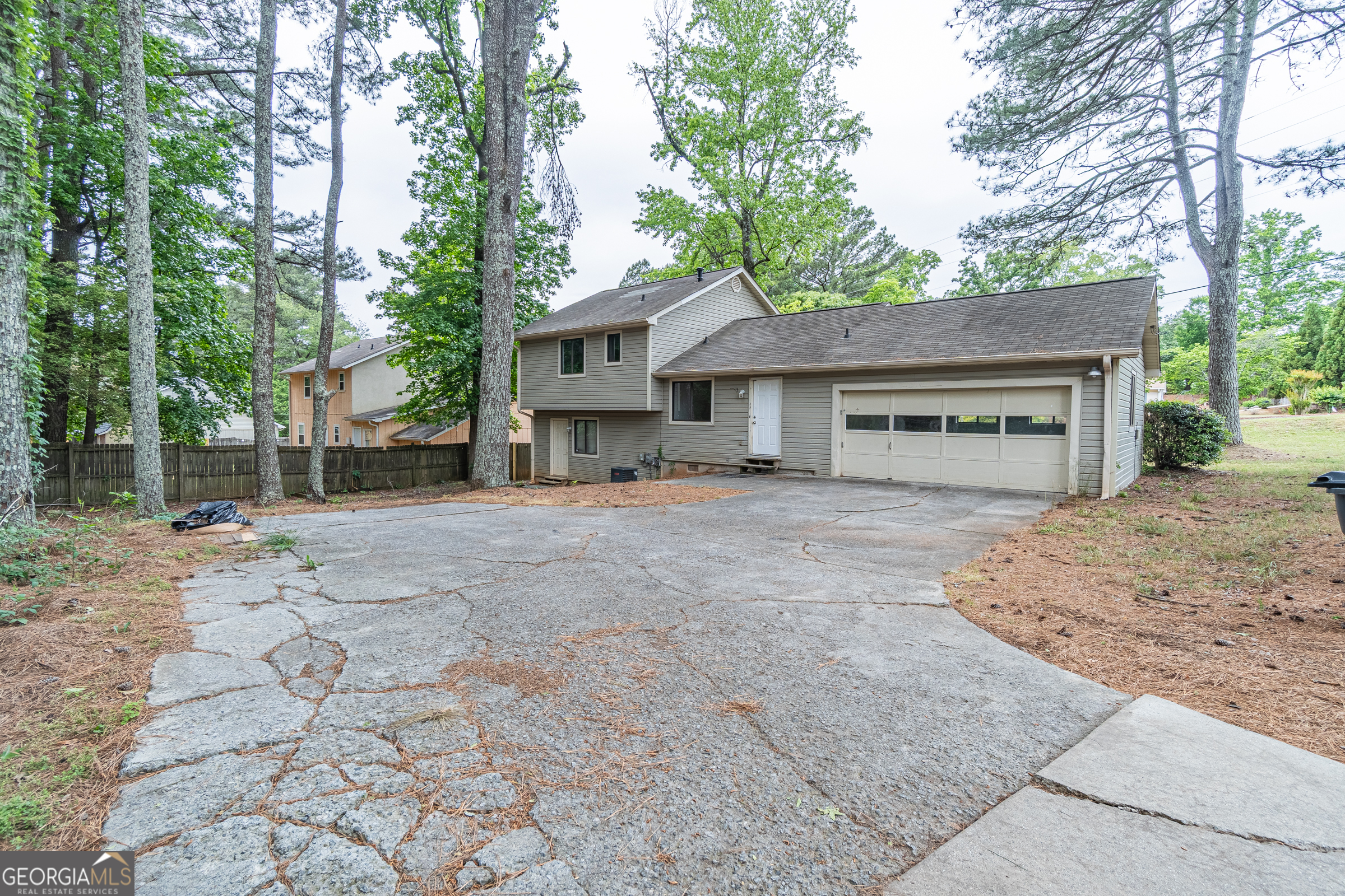 602 Brighton Drive Lawrenceville GA 30043
