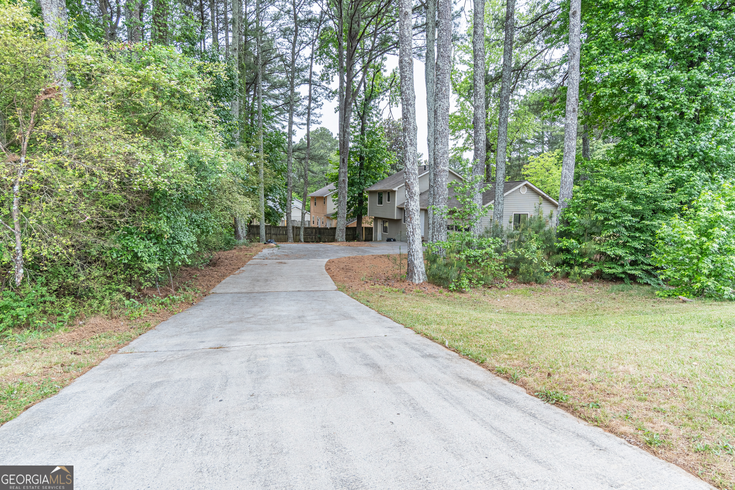 602 Brighton Drive Lawrenceville GA 30043