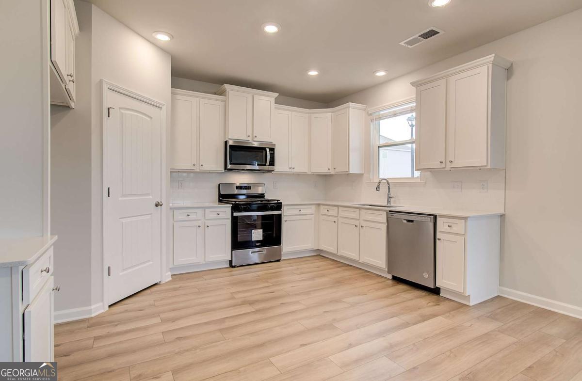 295 Arnewood Circle Mcdonough GA 30253