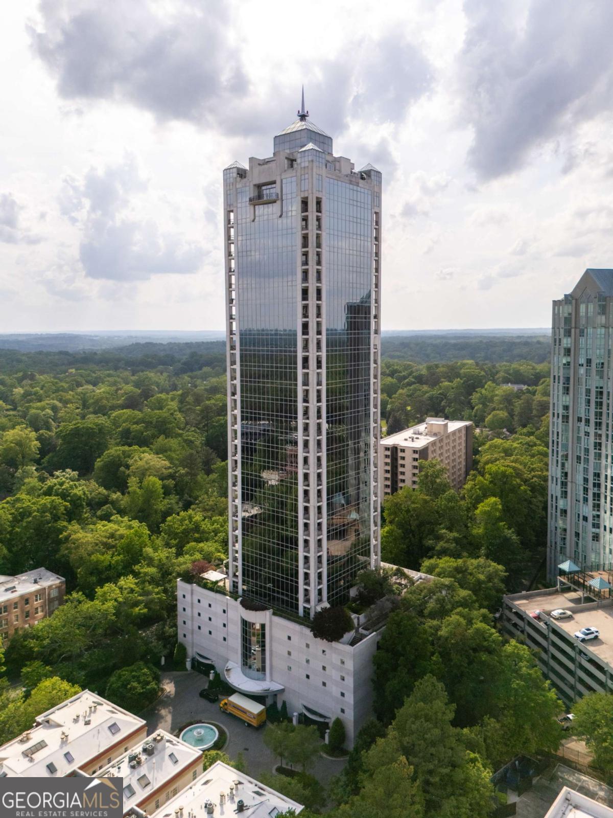 2828 Peachtree Road NW Atlanta GA 30305