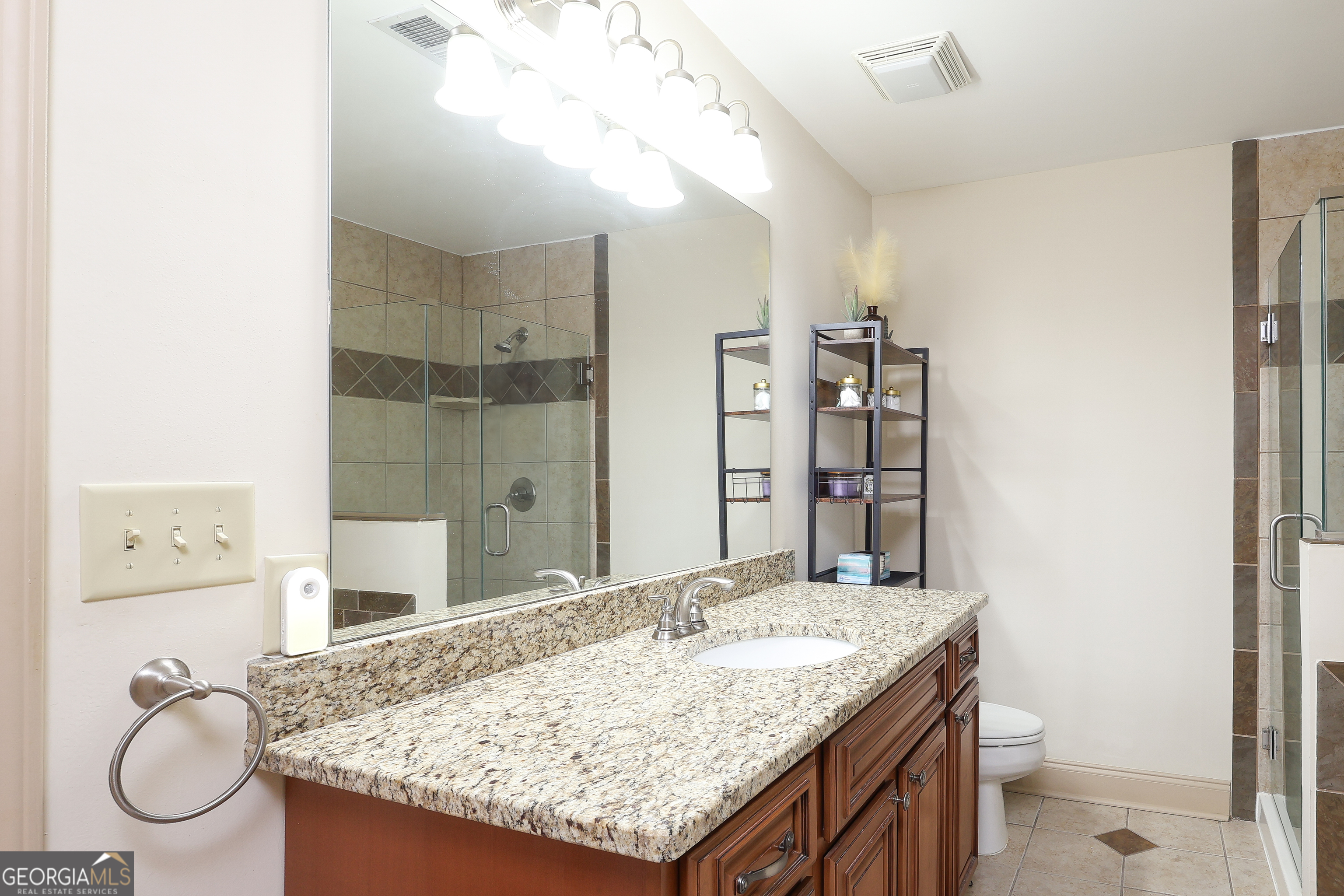 204 Madison Lane SE Smyrna GA 30080