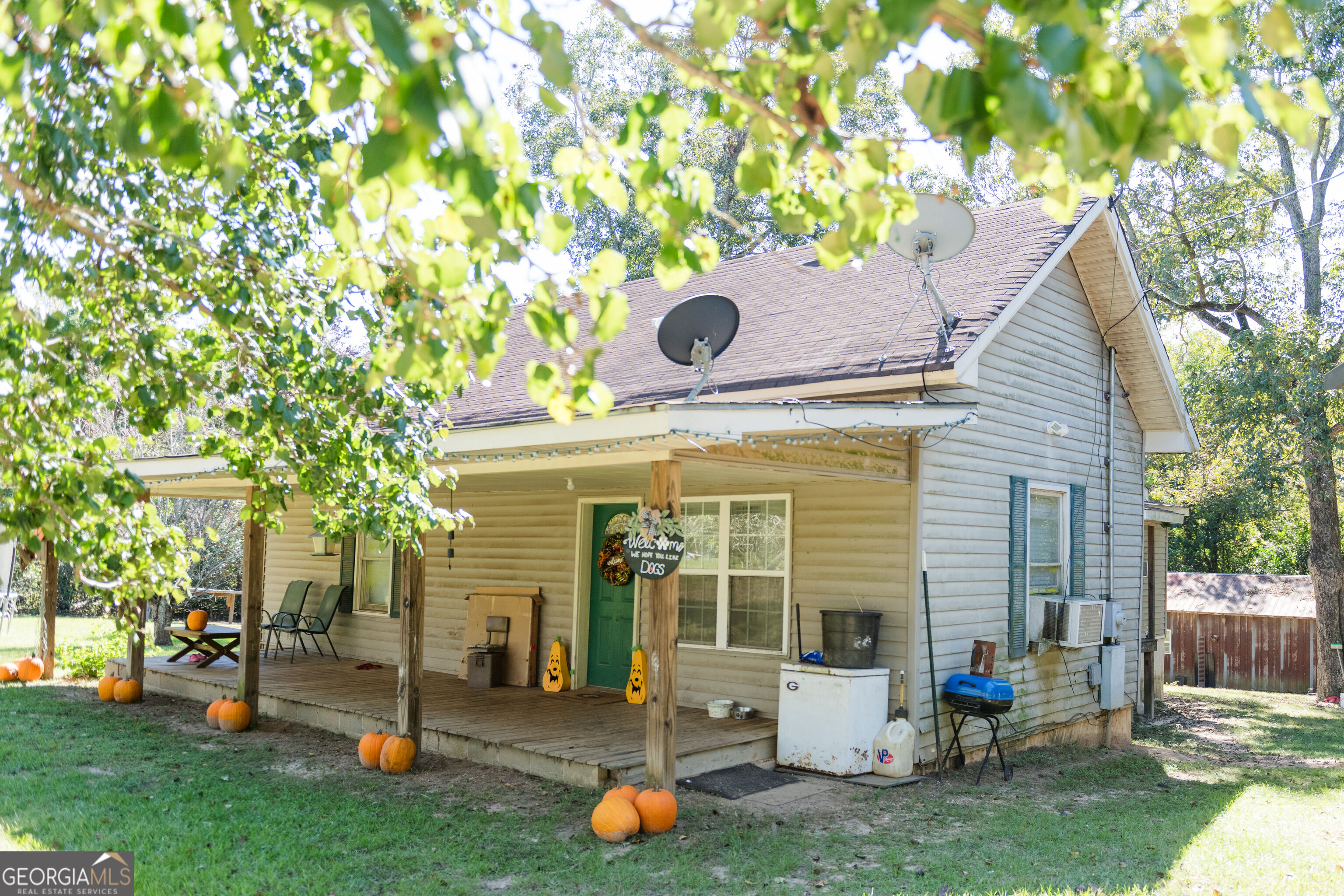 27 Oklahoma Street Reynolds GA 31076