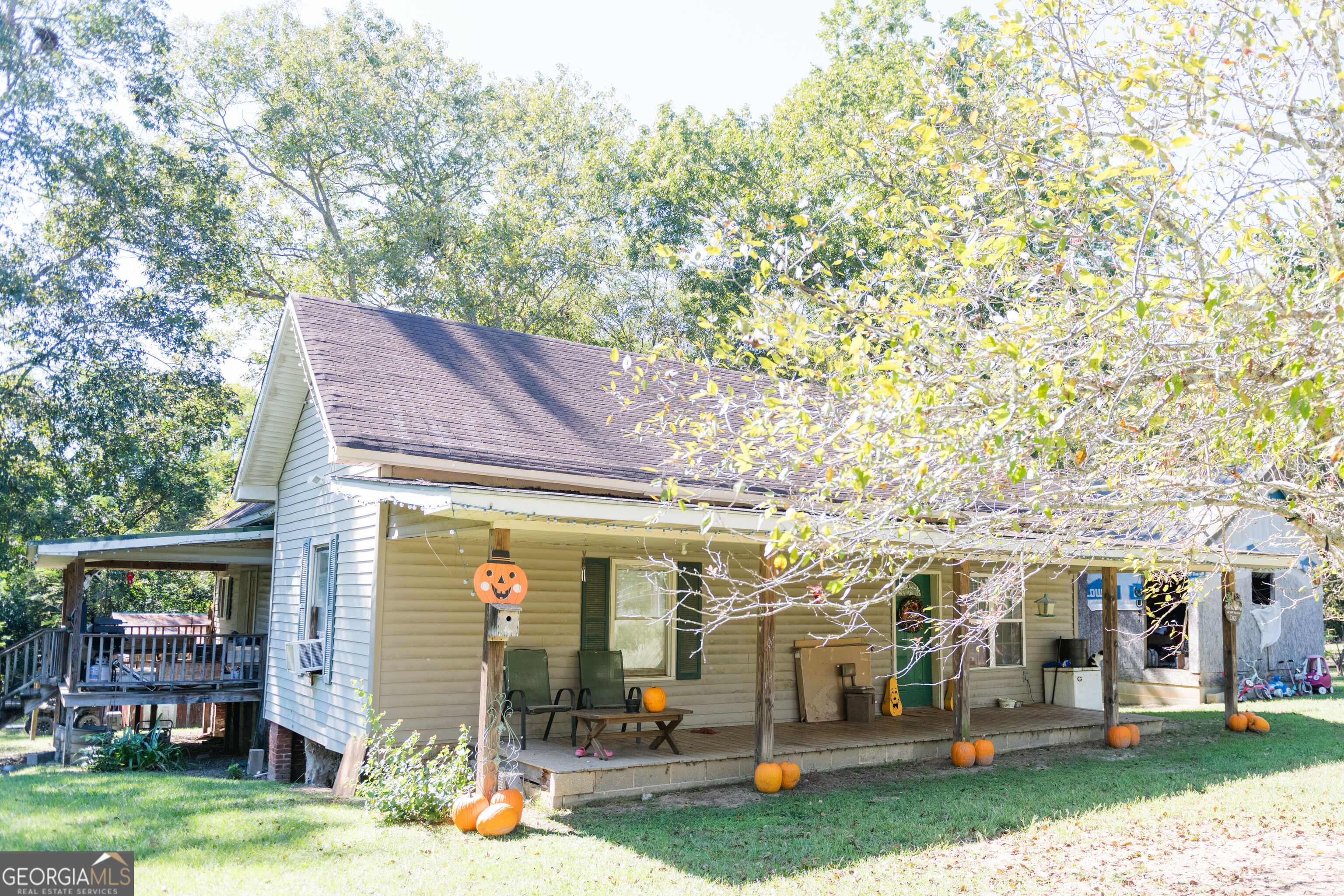 27 Oklahoma Street Reynolds GA 31076