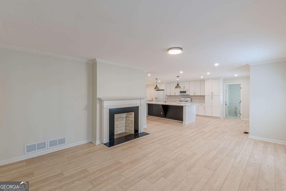 3121 Cascade Road SW Atlanta GA 30311