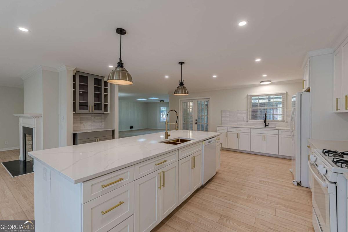 3121 Cascade Road SW Atlanta GA 30311