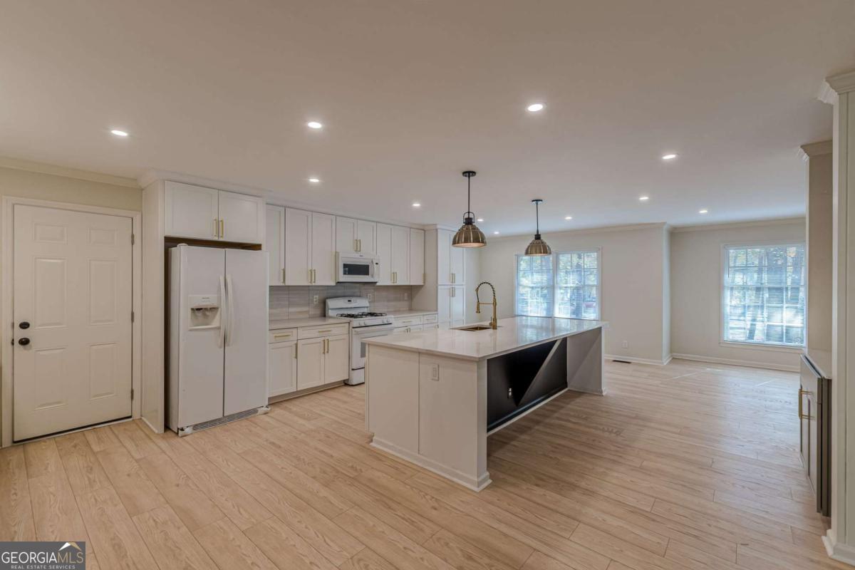 3121 Cascade Road SW Atlanta GA 30311