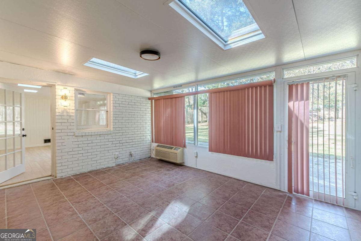 3121 Cascade Road SW Atlanta GA 30311