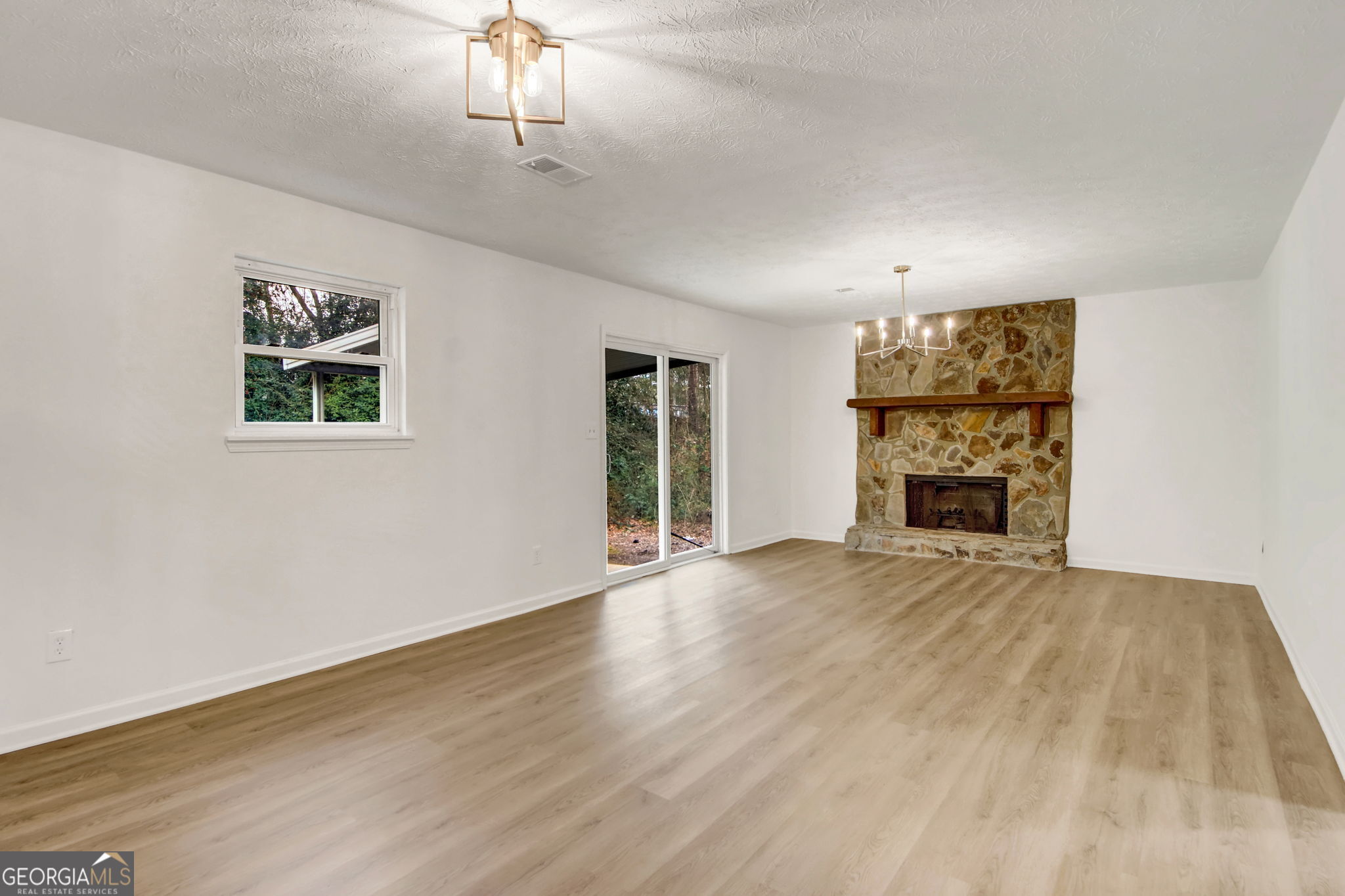 6470 Meadow Lark Drive Riverdale GA 30296