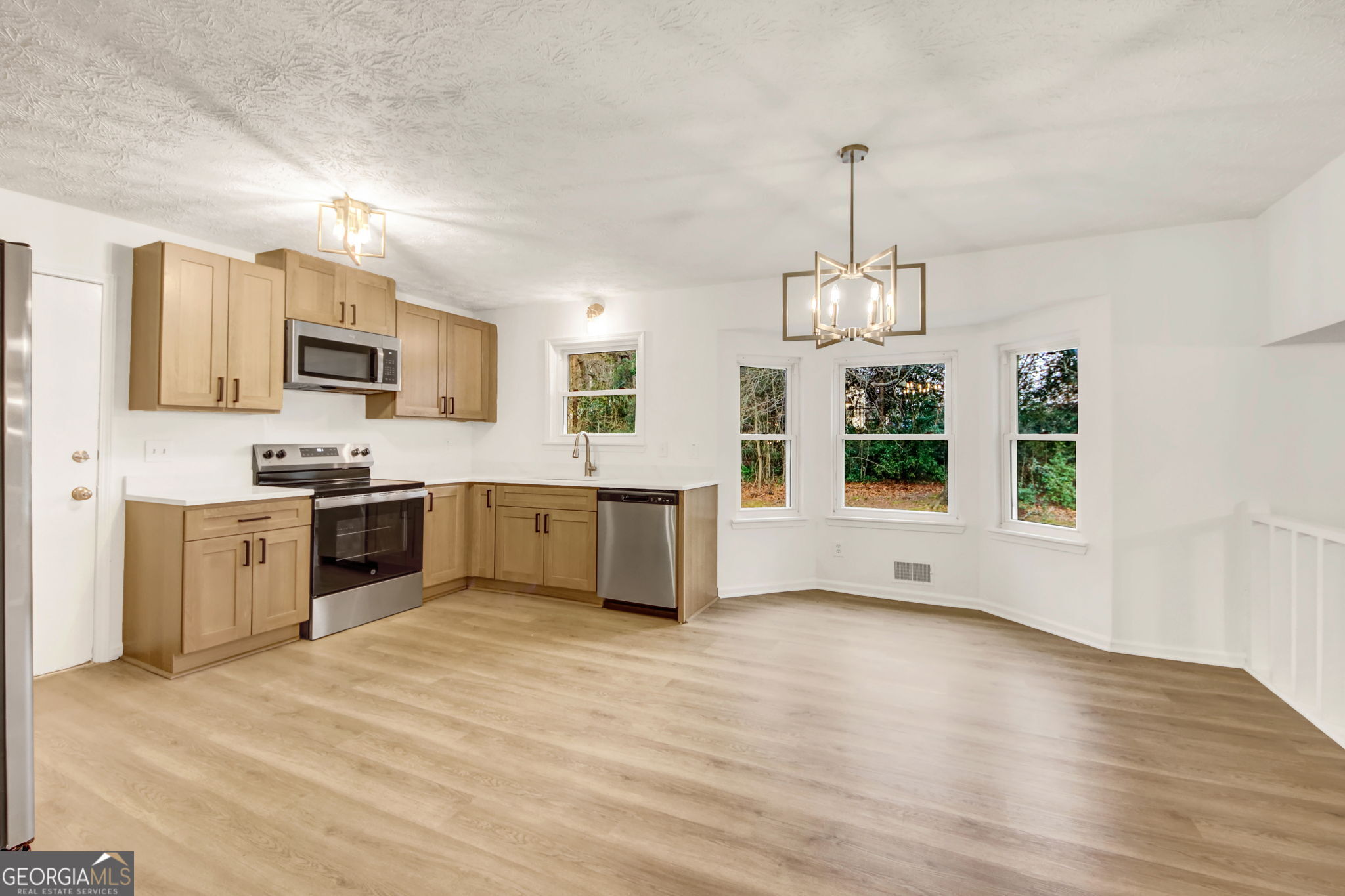 6470 Meadow Lark Drive Riverdale GA 30296