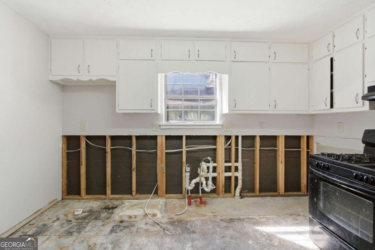 5641 Clifton Place Stone Mountain GA 30087