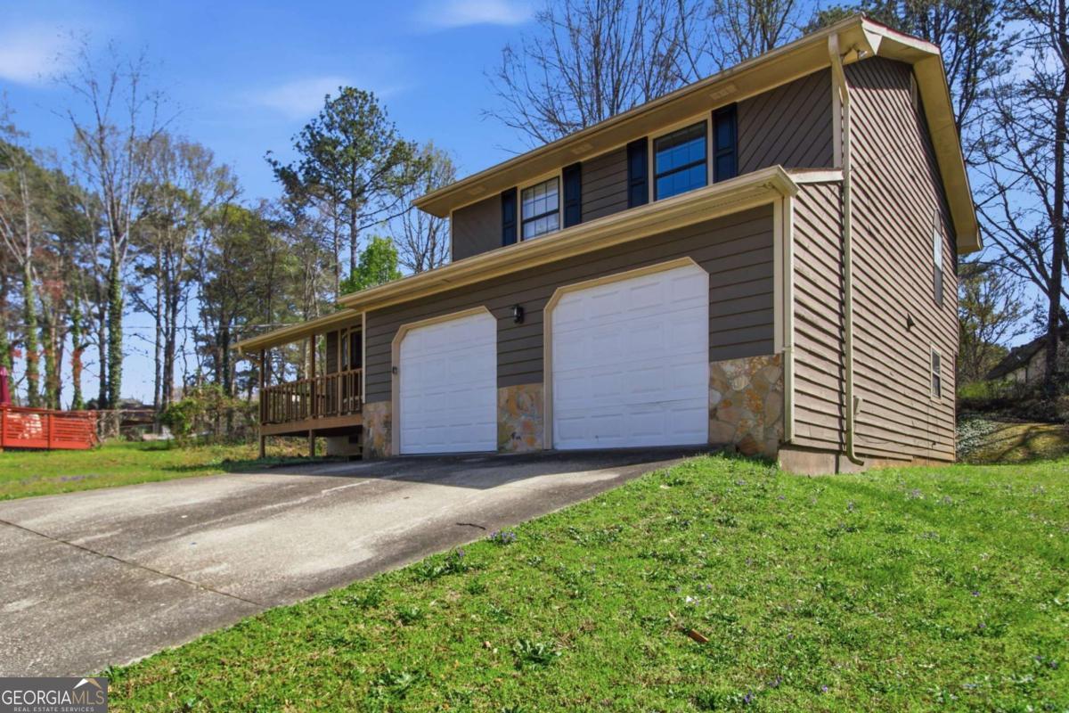 5641 Clifton Place Stone Mountain GA 30087