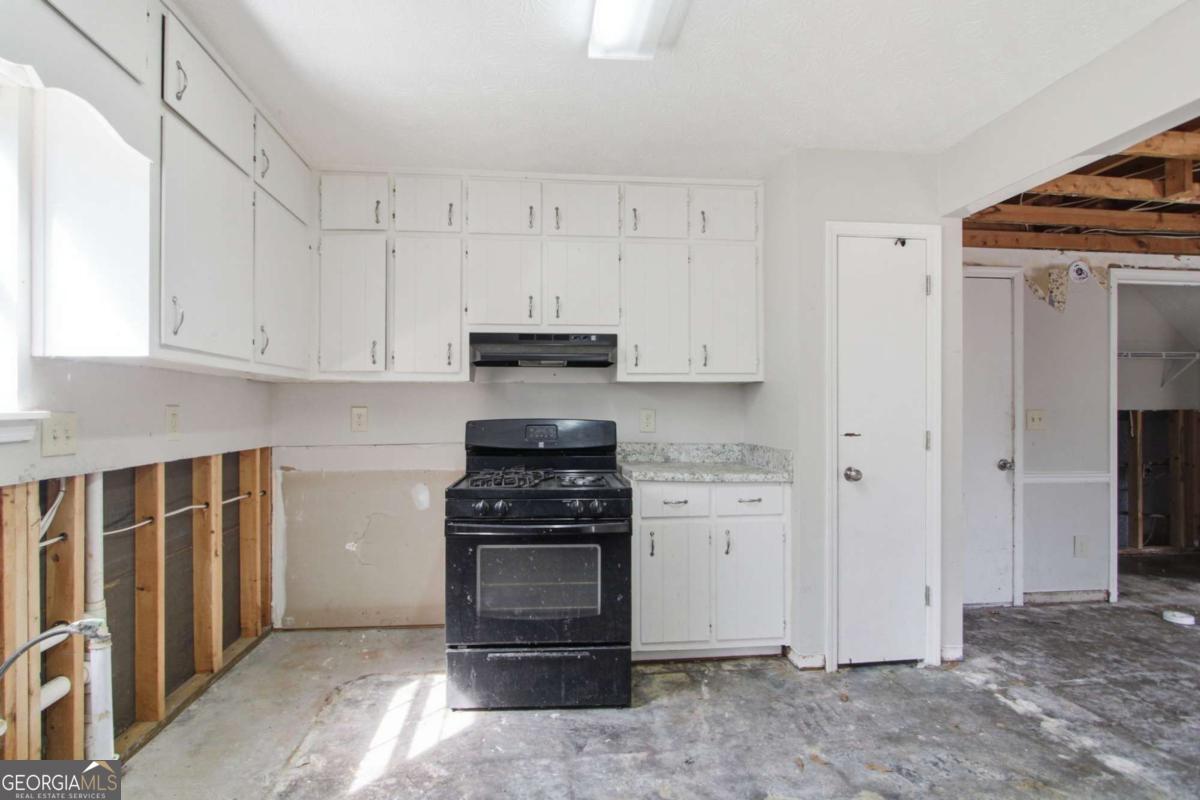 5641 Clifton Place Stone Mountain GA 30087