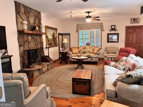 275 River Hill Road Cornelia GA 30531