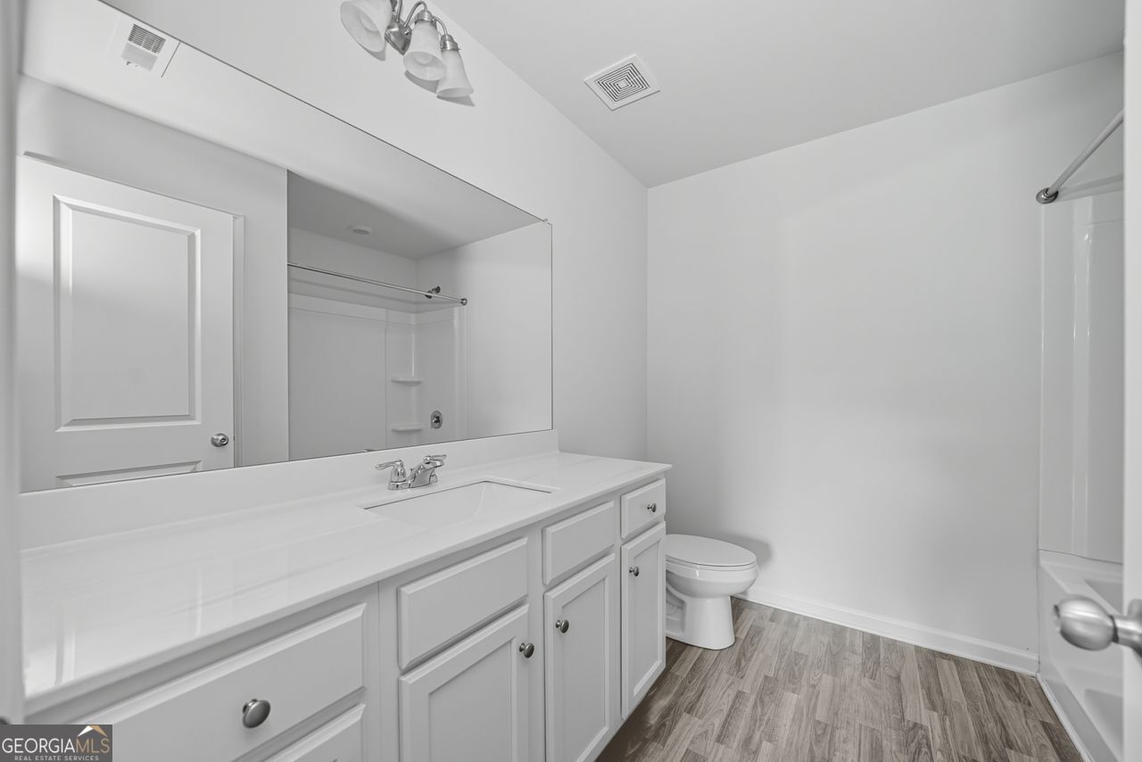 153 Fresh Laurel Lane Locust Grove GA 30248