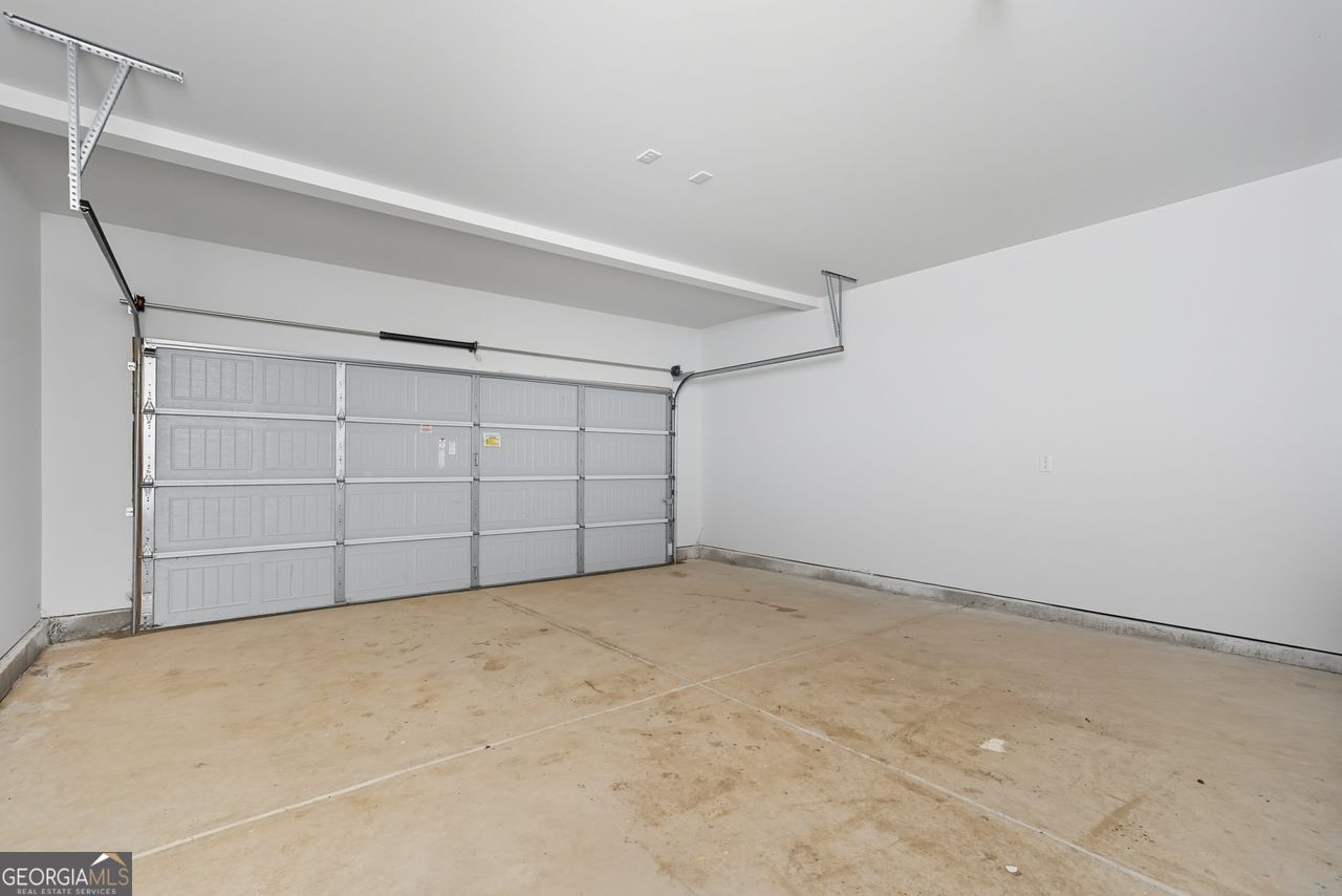153 Fresh Laurel Lane Locust Grove GA 30248