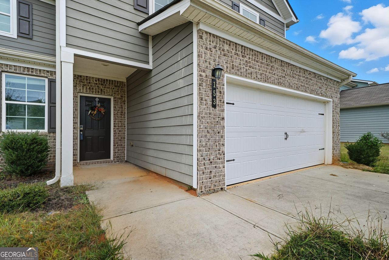 153 Fresh Laurel Lane Locust Grove GA 30248