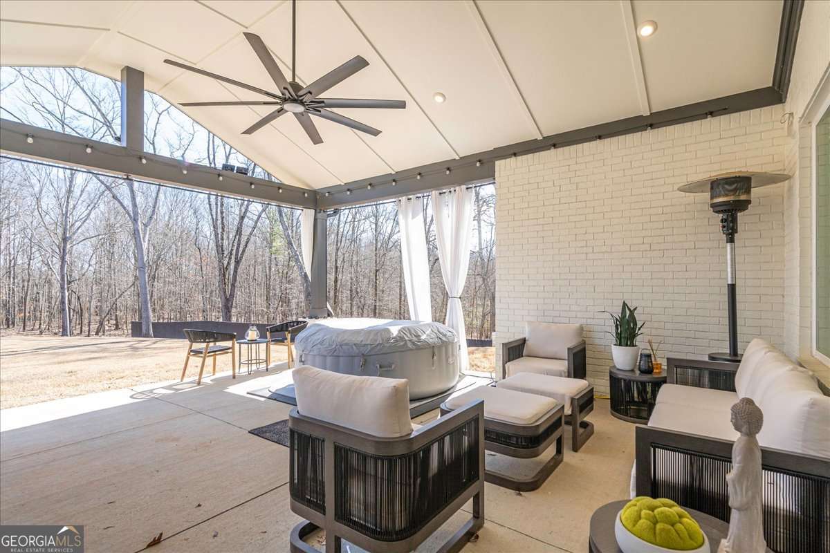 1017 Fleeman Road Hoschton GA 30548