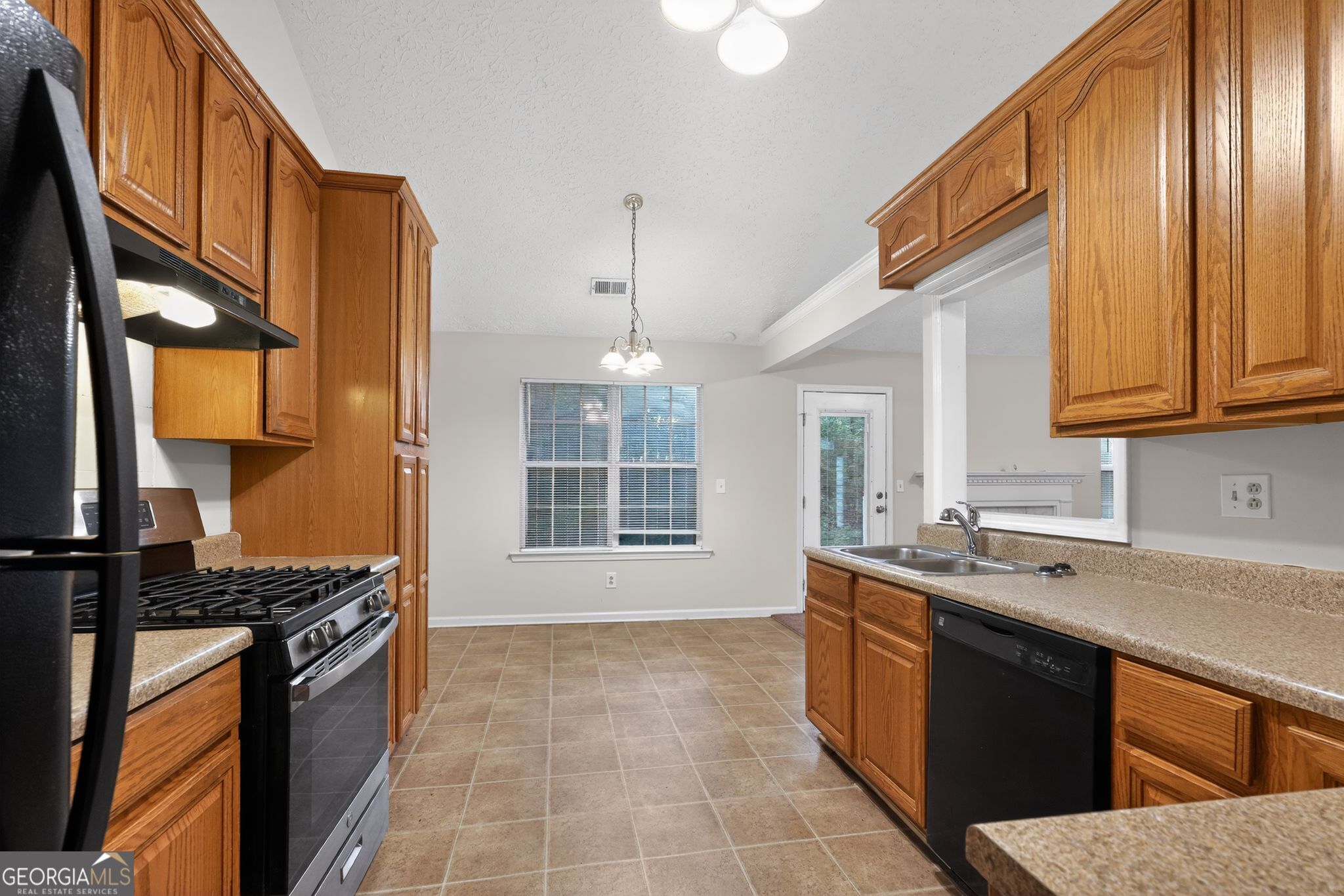 221 Fairview Point Ellenwood GA 30294
