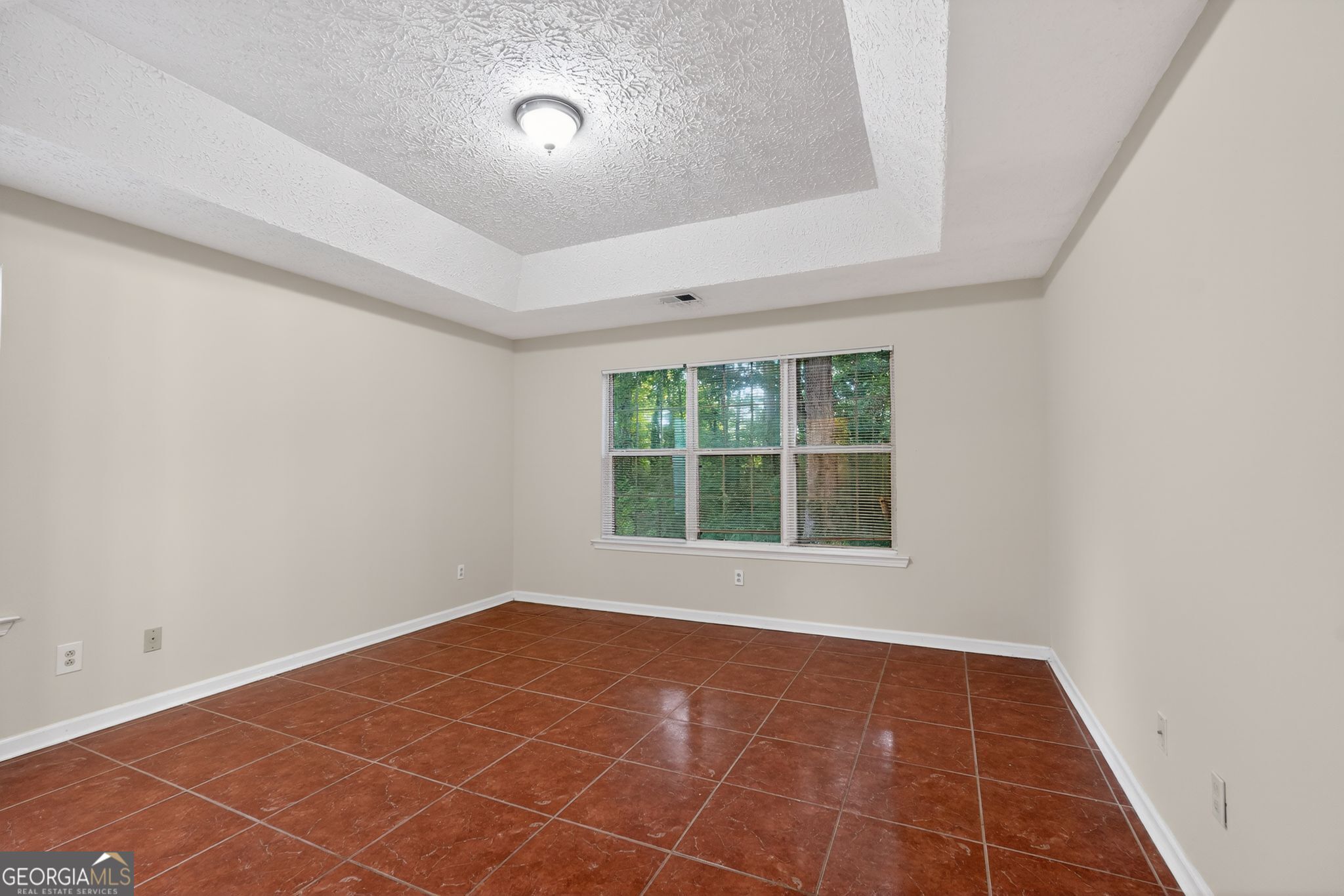 221 Fairview Point Ellenwood GA 30294