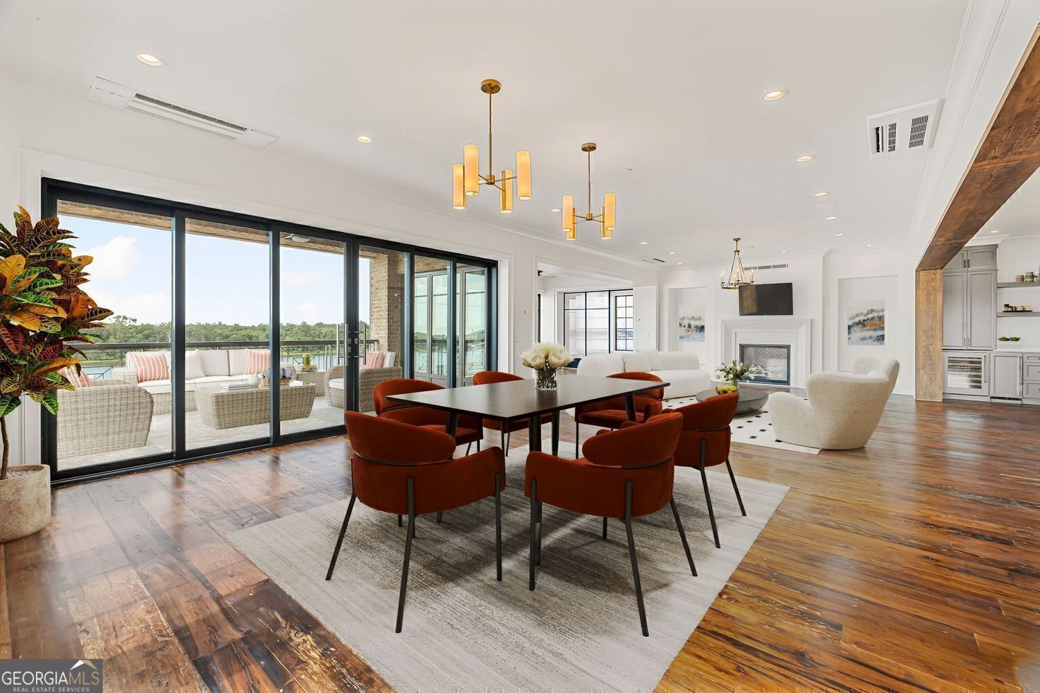 440 Geo Meyer Avenue Savannah GA 31401