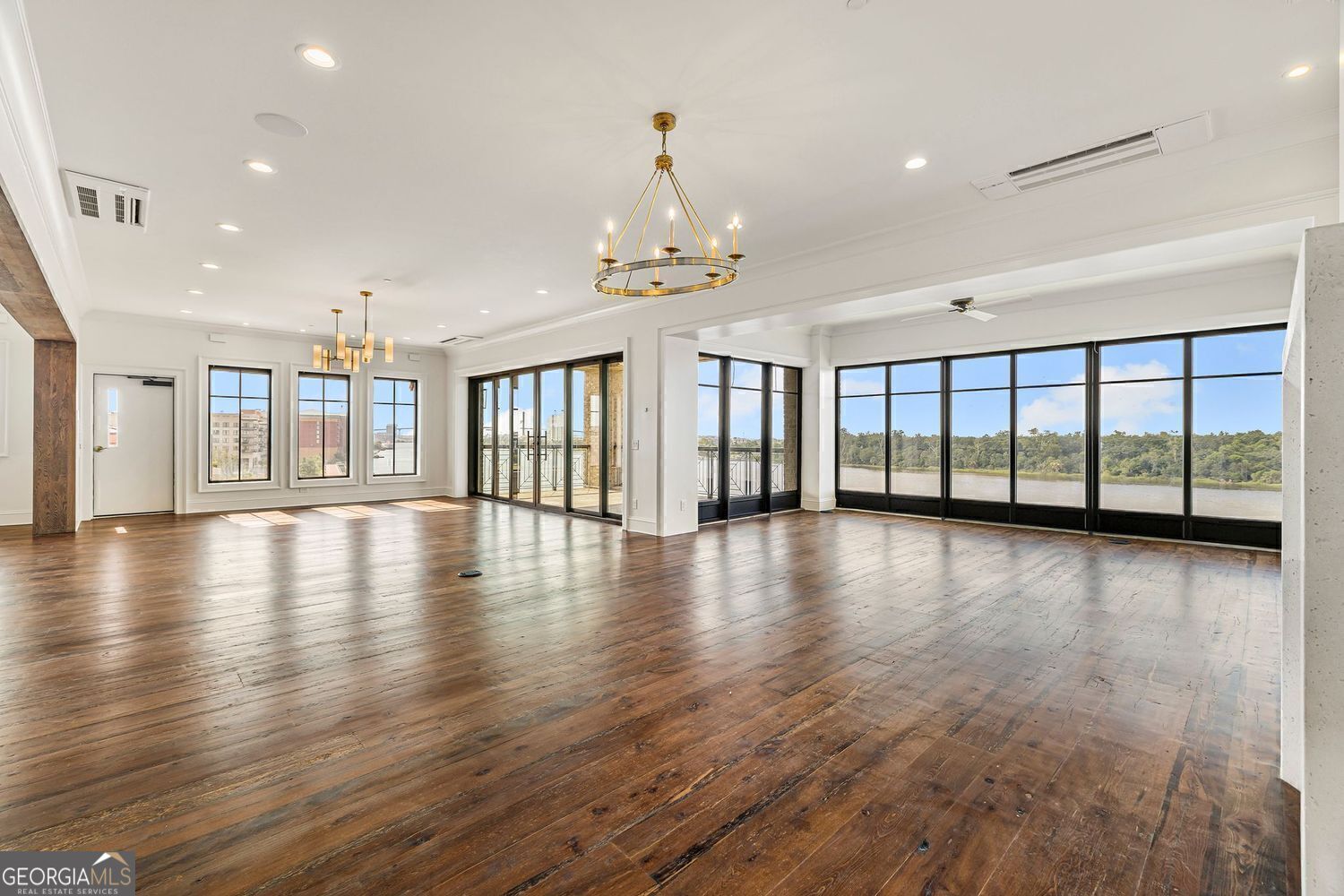 440 Geo Meyer Avenue Savannah GA 31401