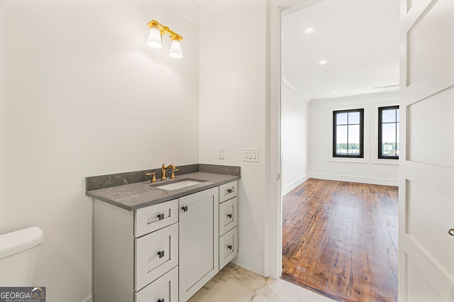 440 Geo Meyer Avenue Savannah GA 31401