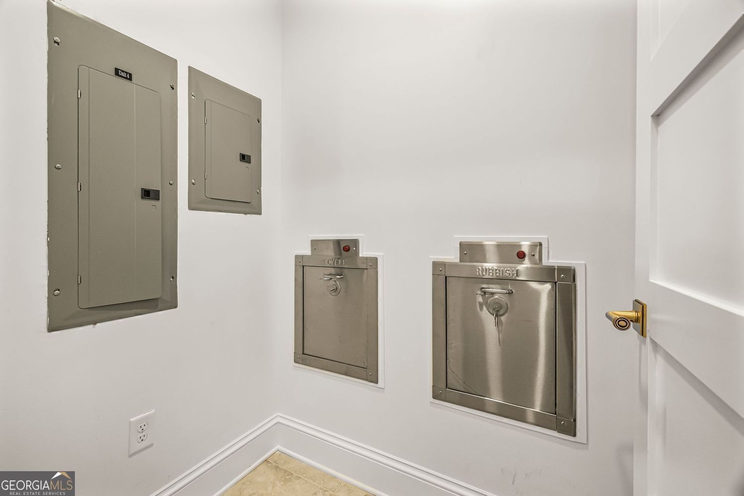 440 Geo Meyer Avenue Savannah GA 31401