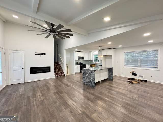 2045 Pine Oak Drive SW Atlanta GA 30310