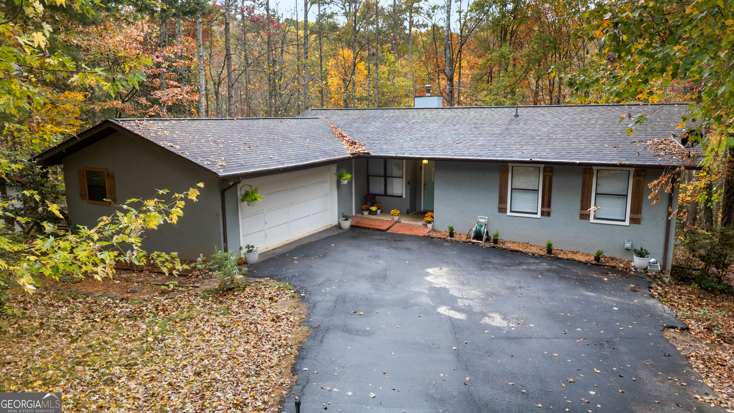 670 Sweetwater Drive Clarkesville GA 30523