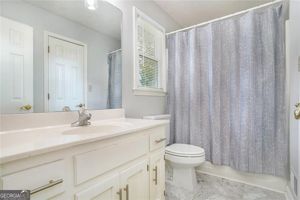 1020 Thornwood Circle Covington GA 30016