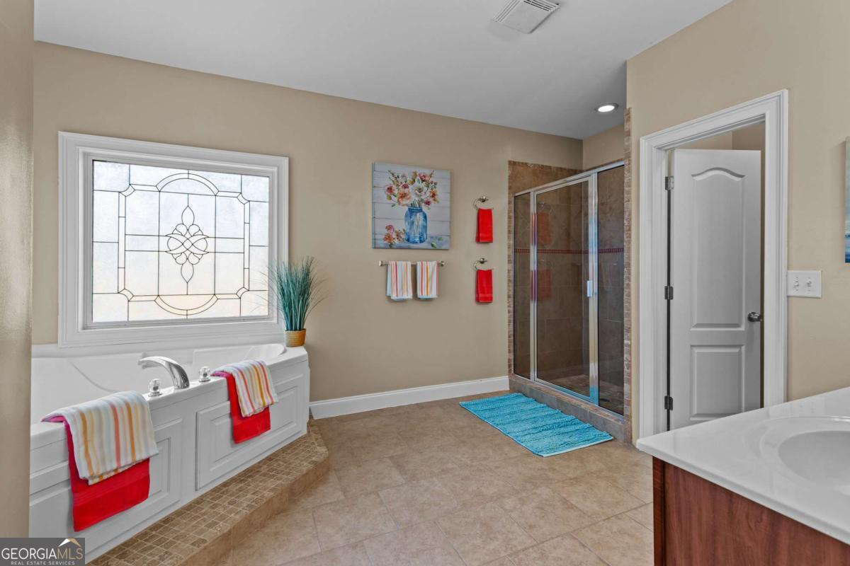 2202 Escalade Court Conyers GA 30094