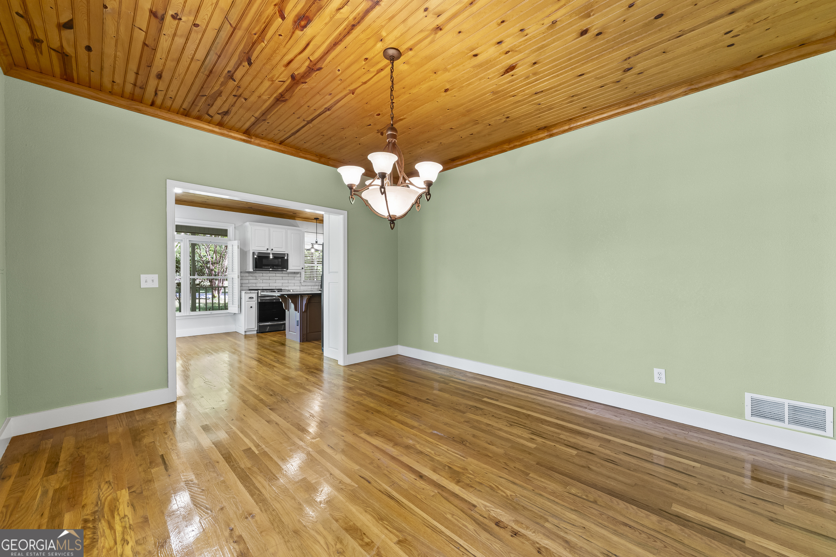 920 Yeoman Lake Road Clarkesville GA 30523