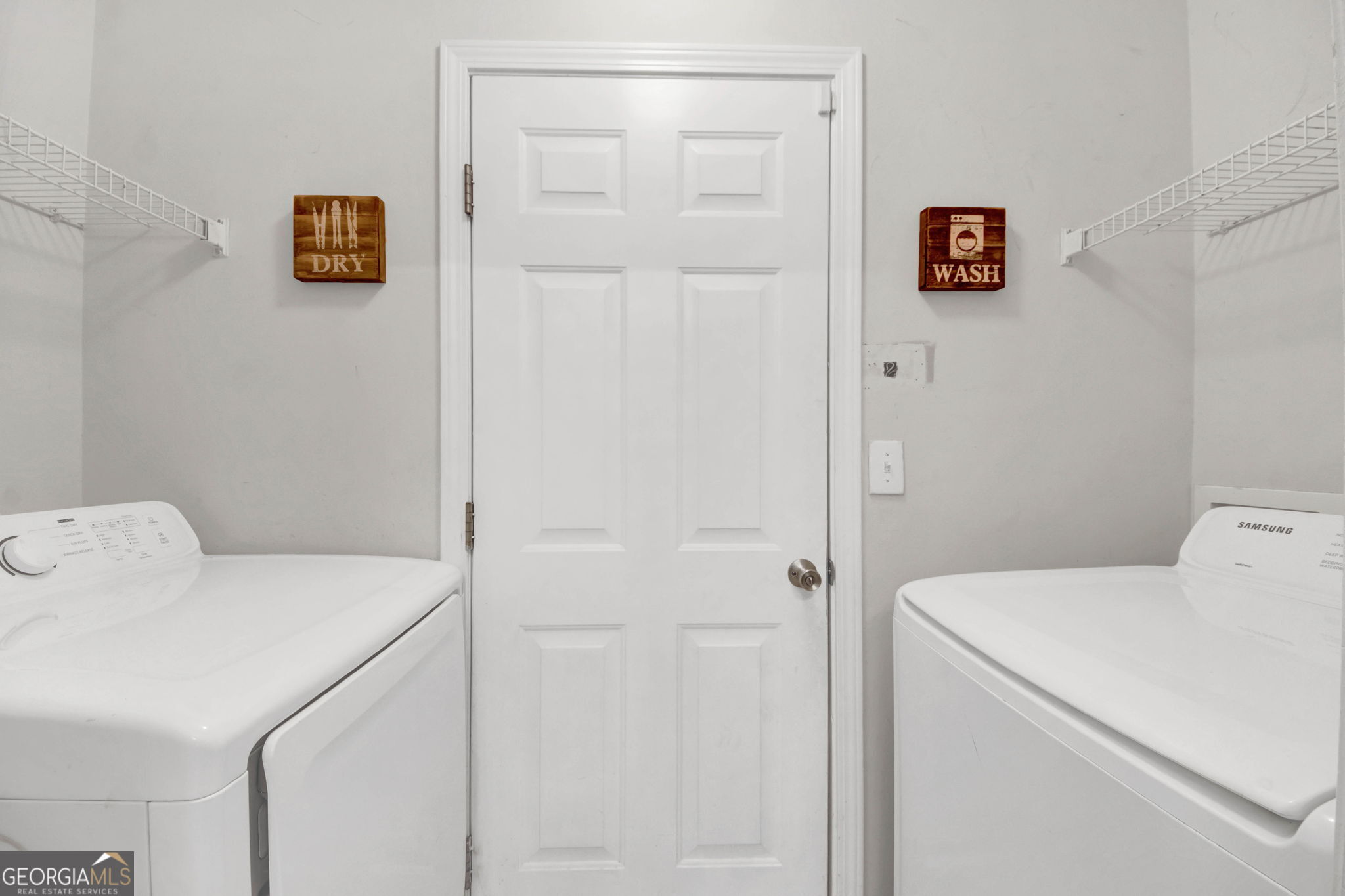 2869 Hillvale Cove Drive Lithonia GA 30058