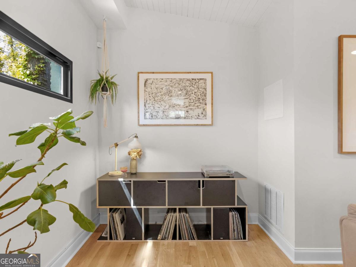 671 Clover Street SW Atlanta GA 30310