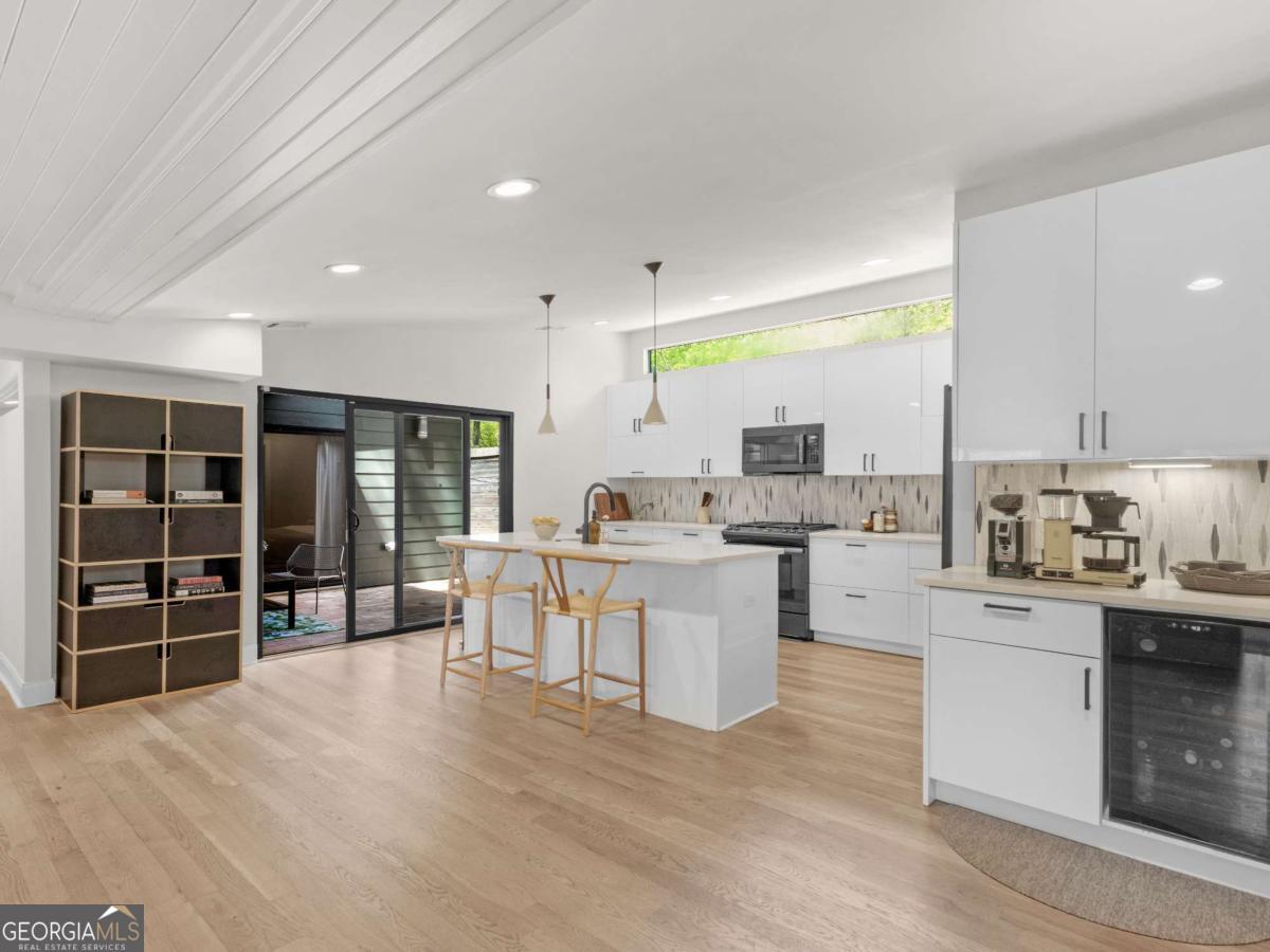 671 Clover Street SW Atlanta GA 30310