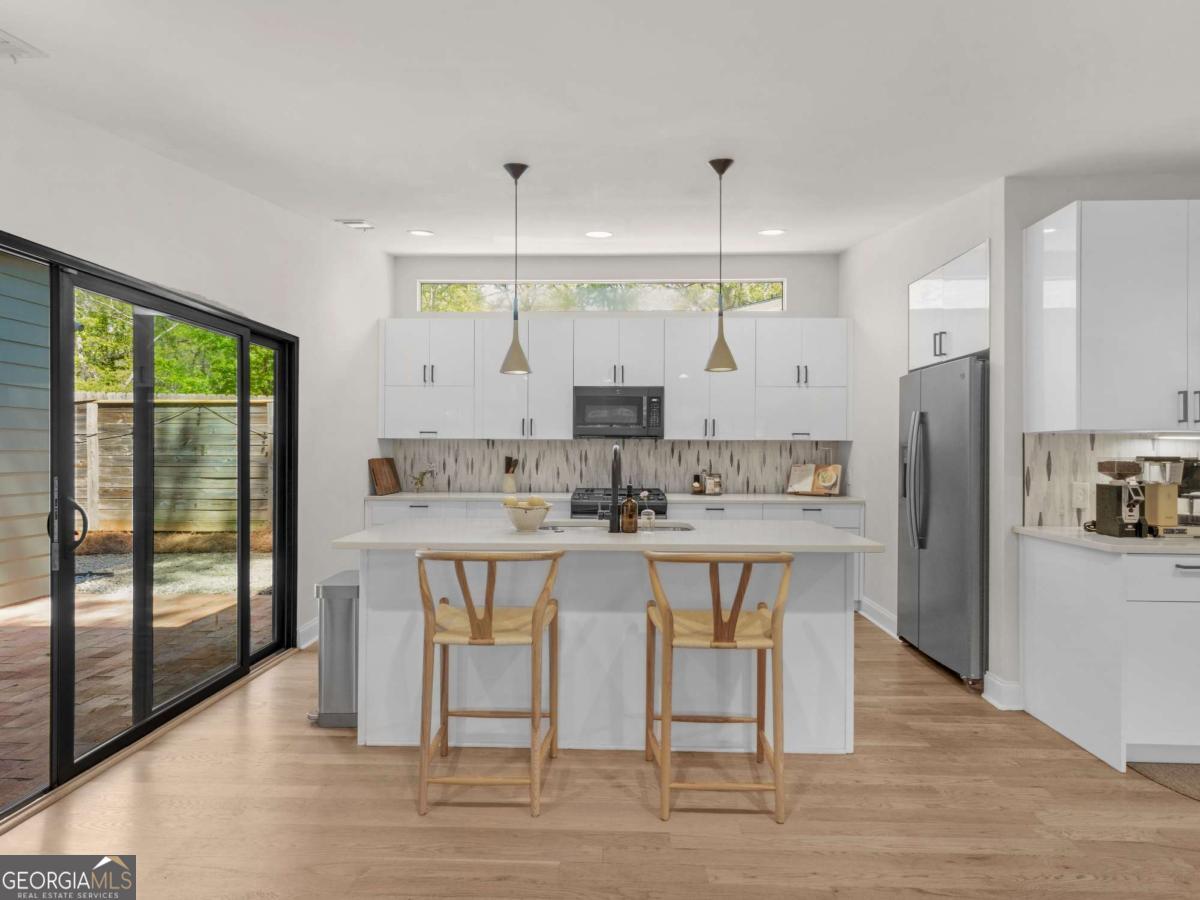 671 Clover Street SW Atlanta GA 30310