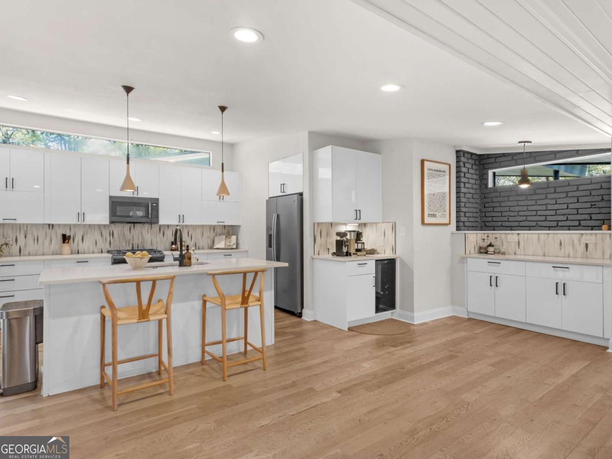 671 Clover Street SW Atlanta GA 30310