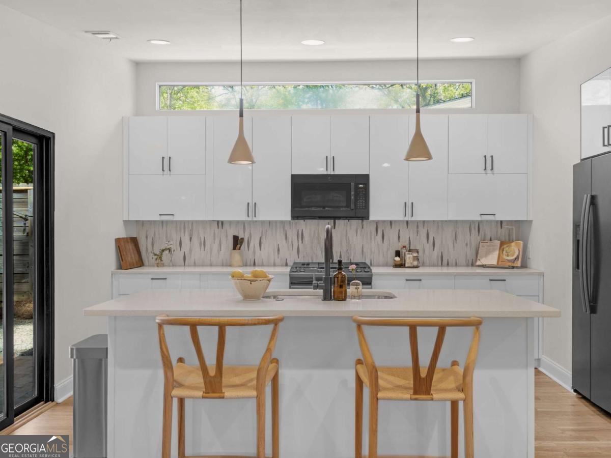 671 Clover Street SW Atlanta GA 30310