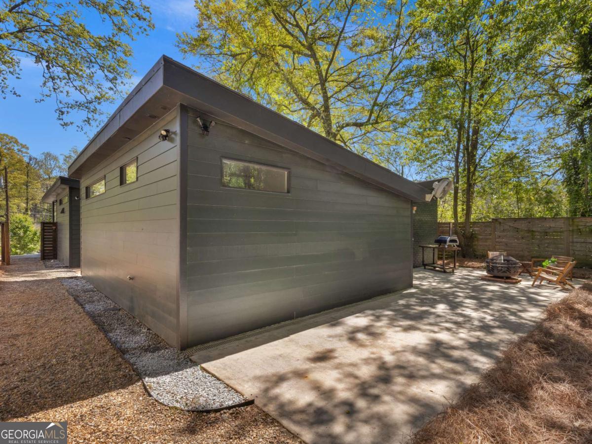 671 Clover Street SW Atlanta GA 30310