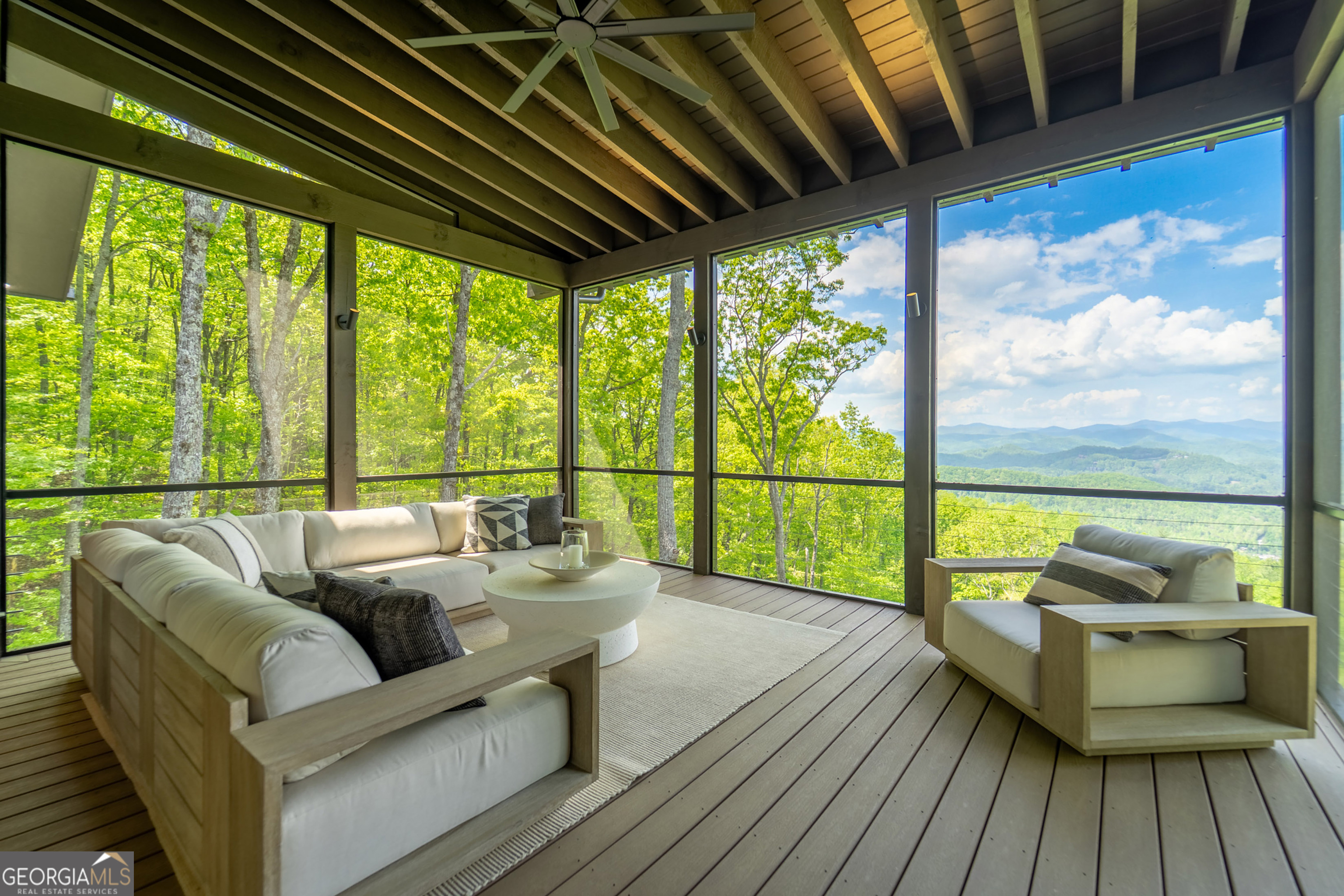 377 Charmont Drive Tiger GA 30576