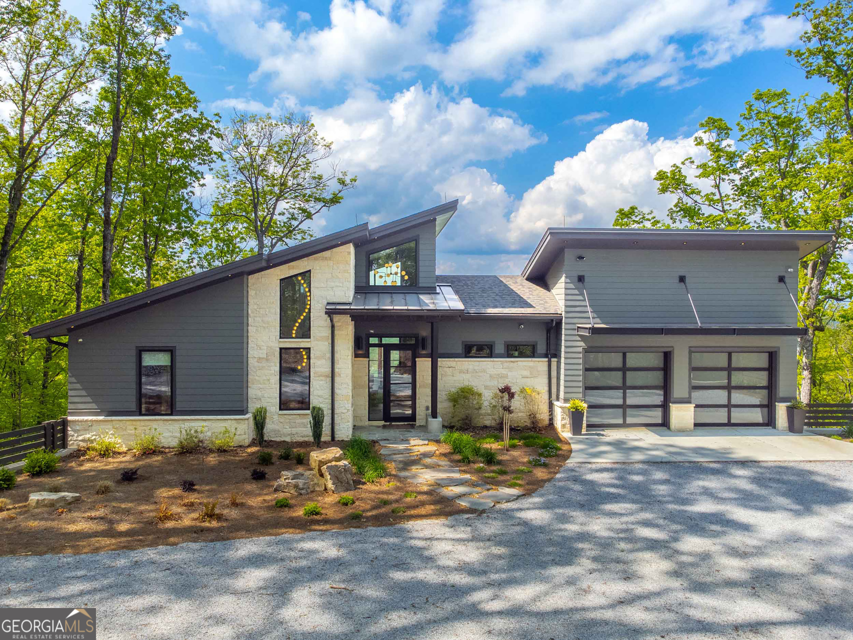 377 Charmont Drive Tiger GA 30576
