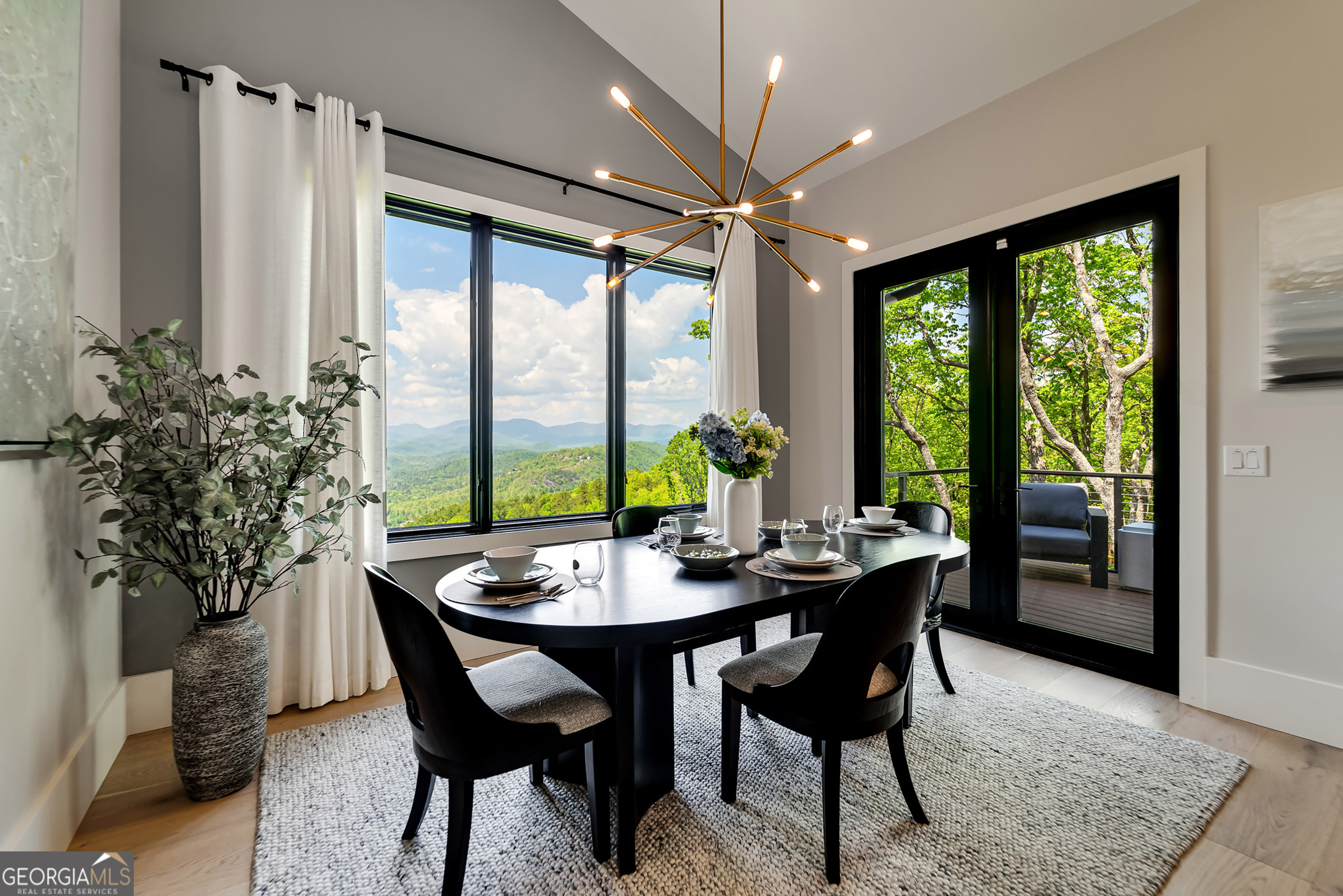 377 Charmont Drive Tiger GA 30576