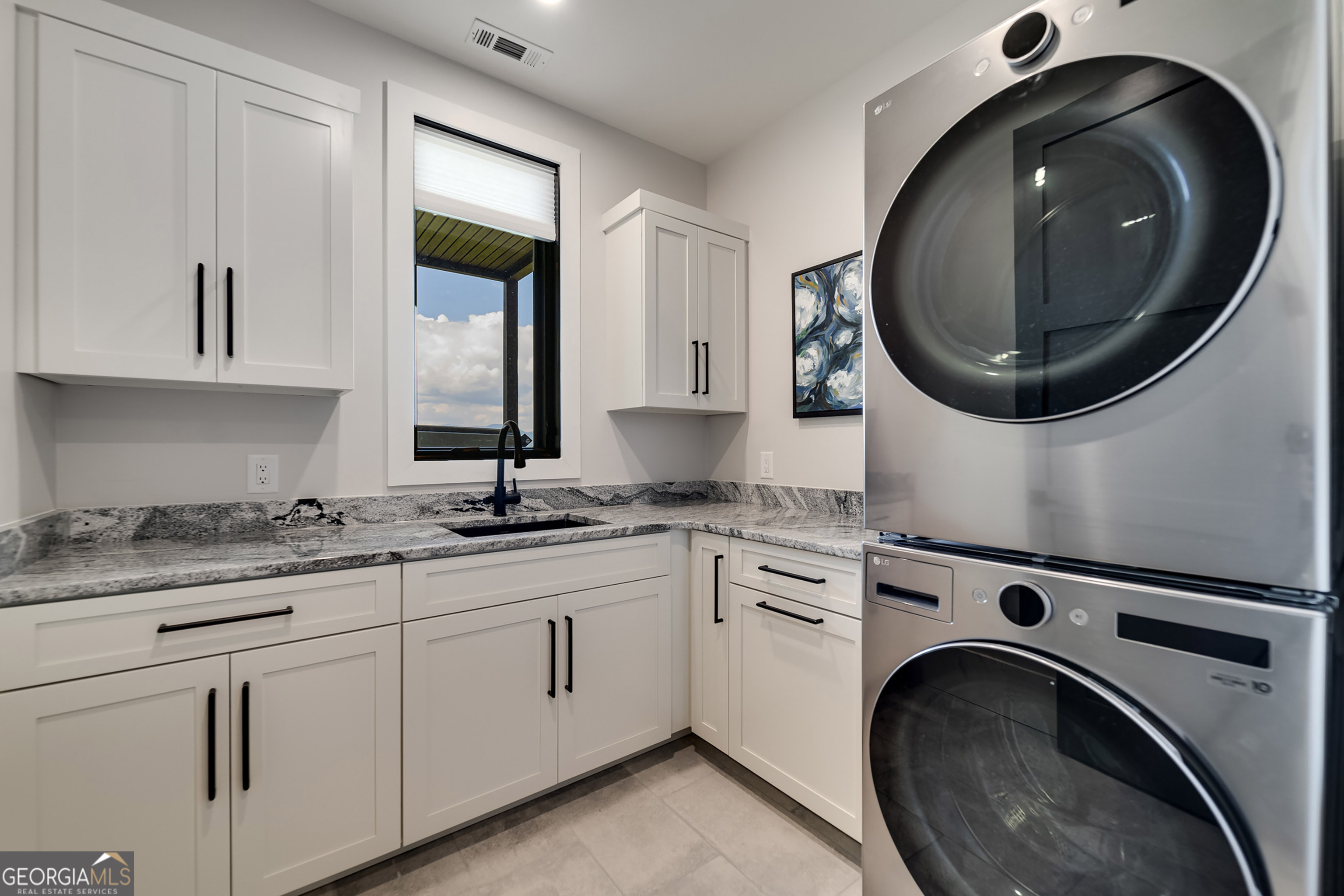 377 Charmont Drive Tiger GA 30576