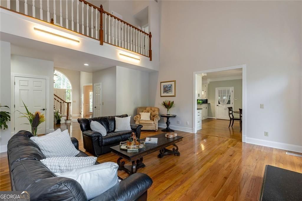 2010 Stonehedge Road Roswell GA 30075